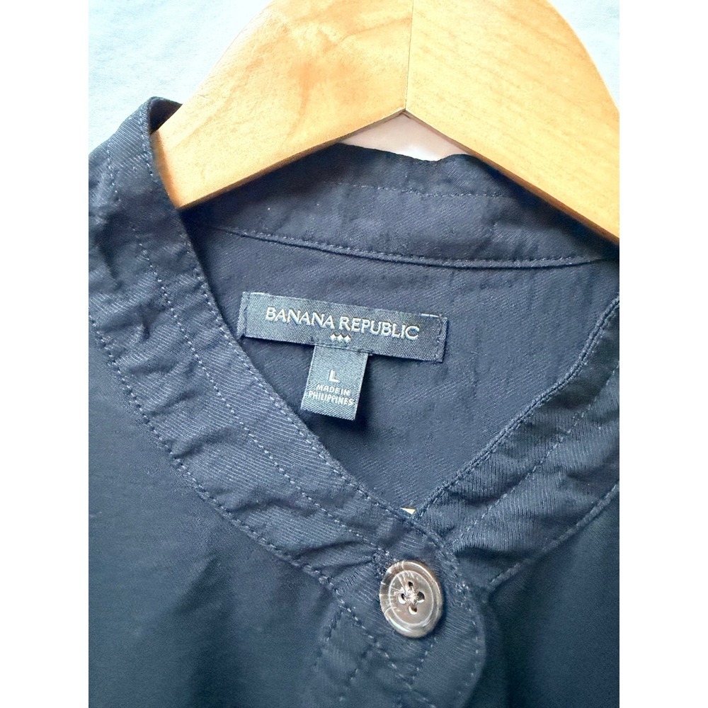 Banana Republic Womens Black Band Collar Button Down Blouse Shirred Yoke Large - Picture 3 of 6